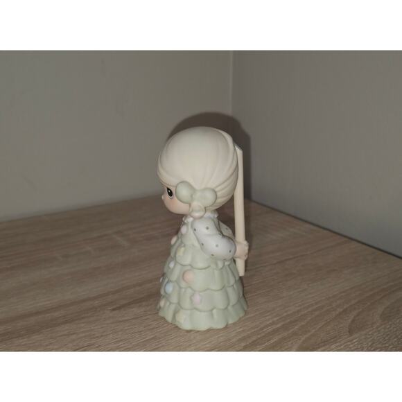 Precious Moments 530425 You’re as Pretty as a Christmas Tree Trumpet Figurine - Picture 7 of 10